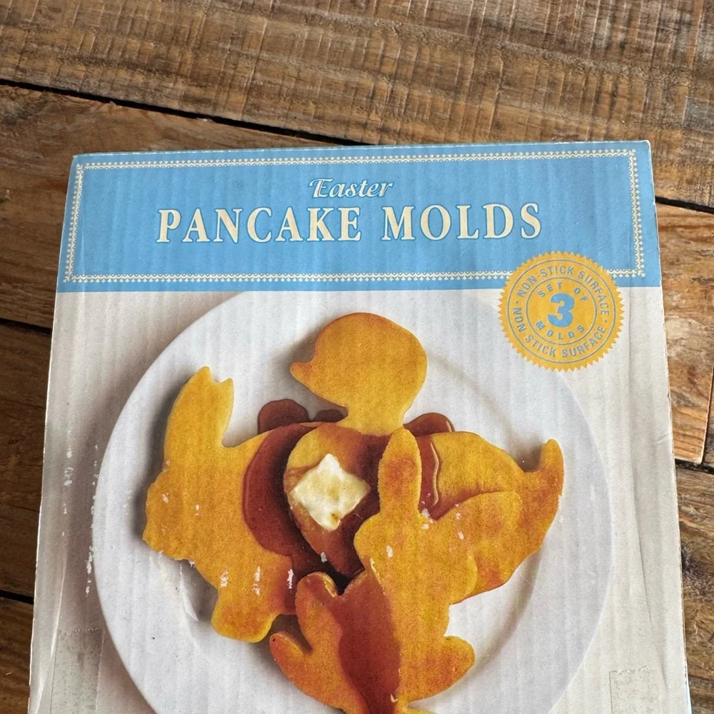 Williams Sonoma Easter Pancake Molds - Blue and White Packaging